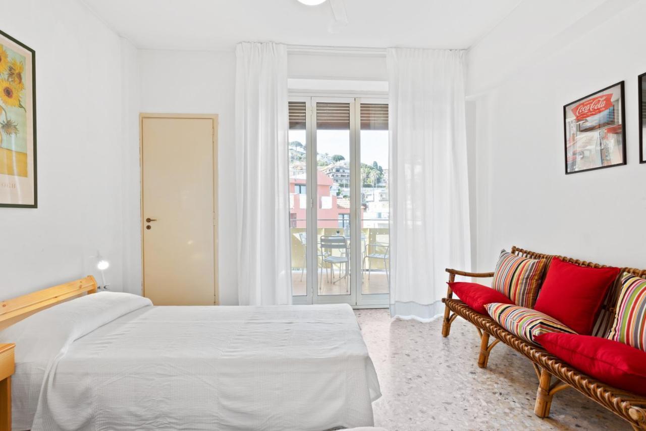 Aci Castello Seaview Apartment With Parking Esterno foto