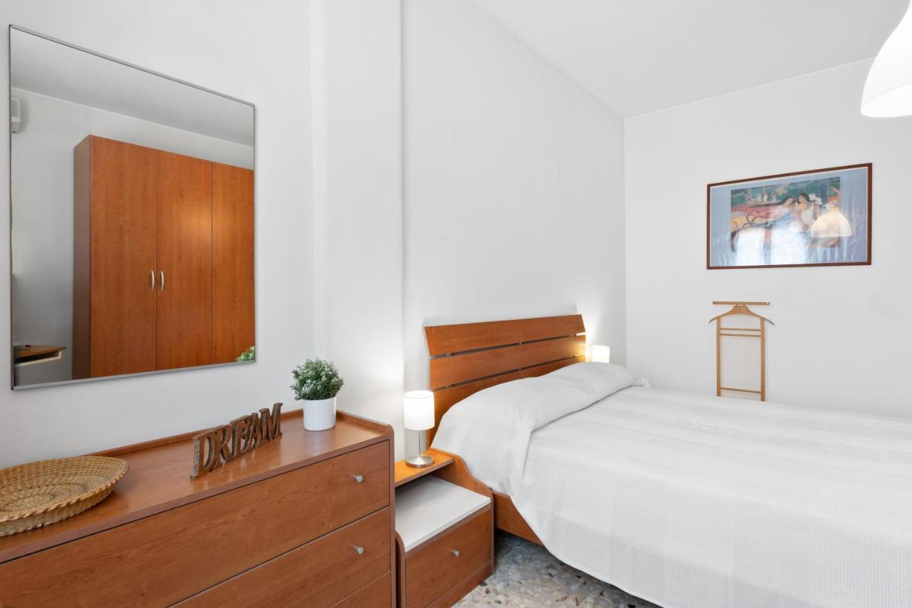 Aci Castello Seaview Apartment With Parking Esterno foto